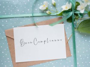 Come scrivere un messaggio di auguri